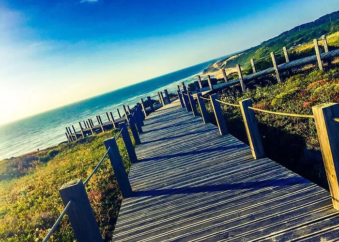 Golden Stone Retreat Pataias